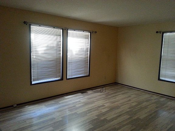 4th image of 4120 Rosewood St