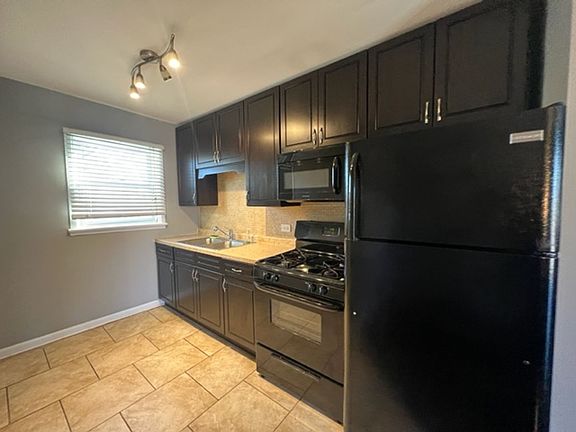 5th image of 130 N President St #176