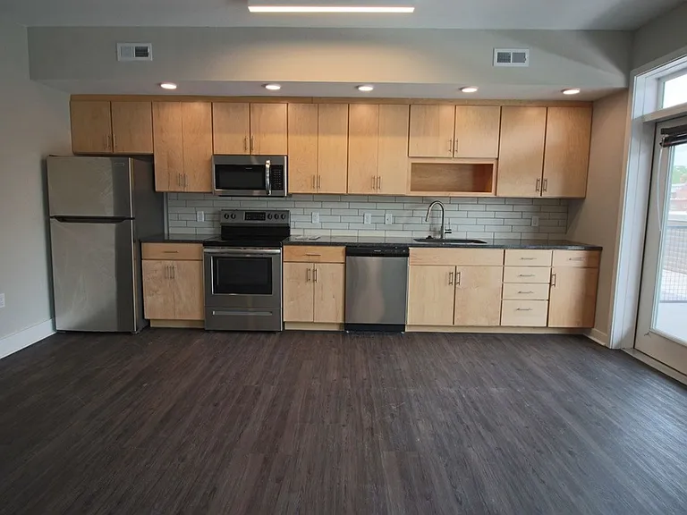 Main2525 — Photo 65