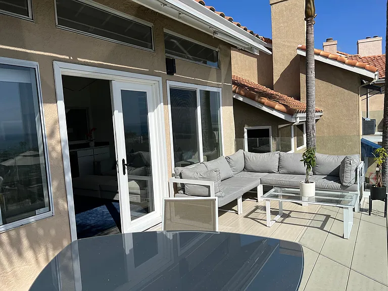 87 Palm Beach Ct — Photo 32
