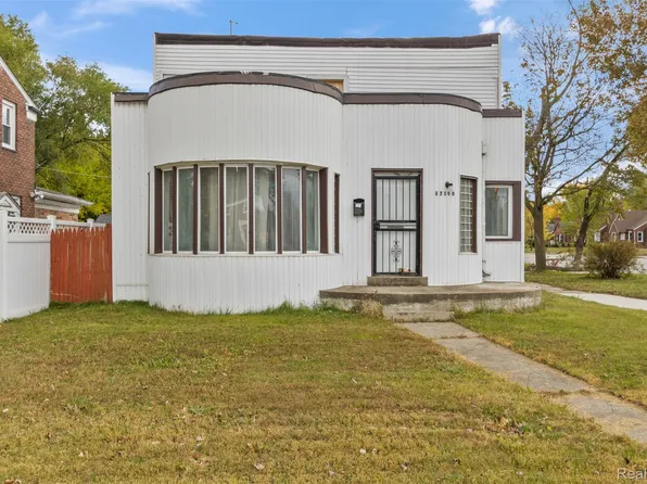 17100 Chandler Park Dr, Detroit, MI 48224