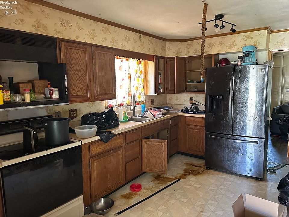 2nd image of 1341 Avondale St