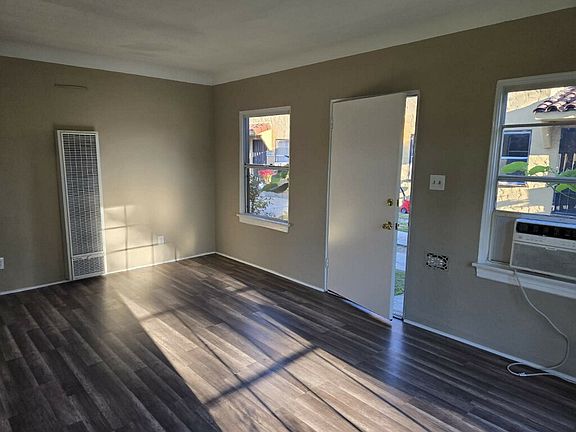 3rd image of 5641 Elmer Ave #5
