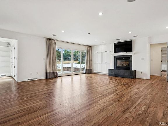 3rd image of 4500 S Dasa Drive
