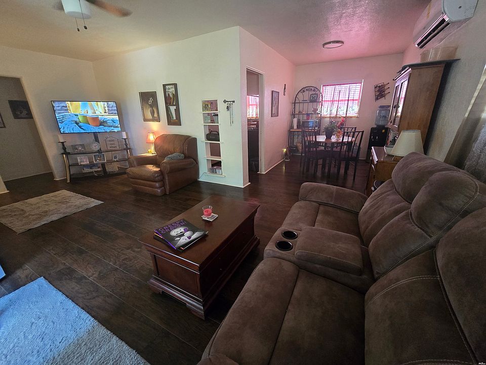 1st image of 710 S Wyoming Ave