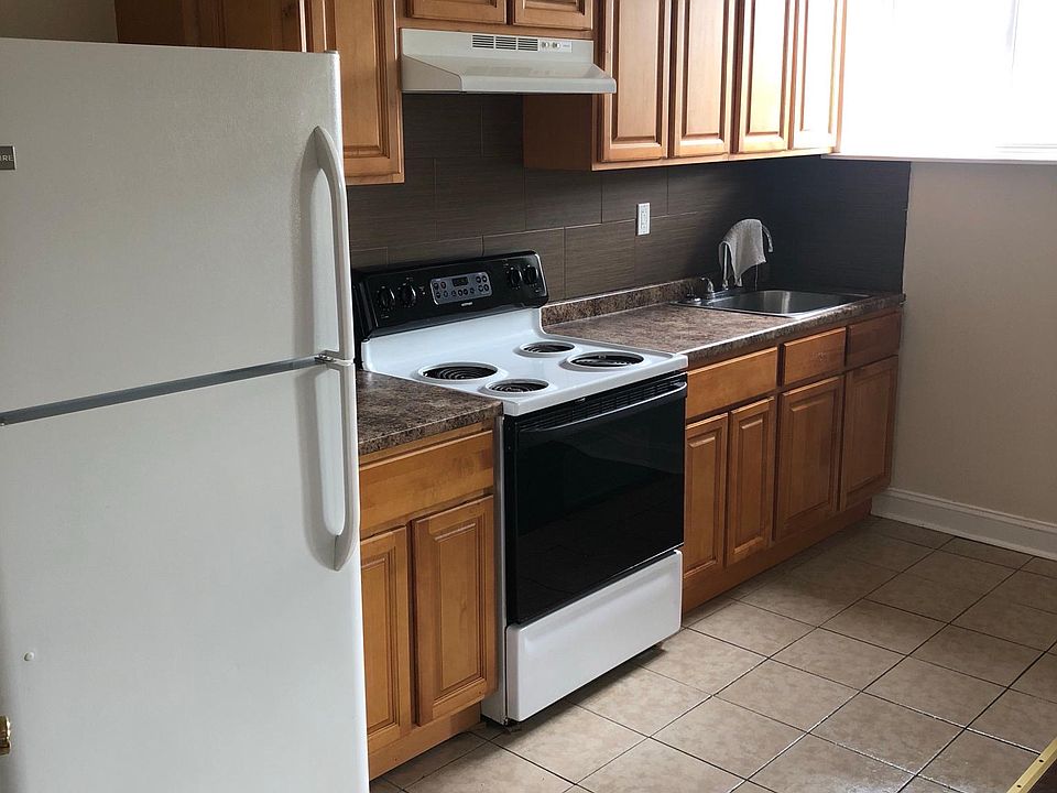 1st image of 1807 Widener Pl
