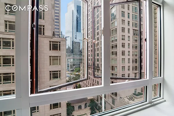 Rented by Compass | media 13