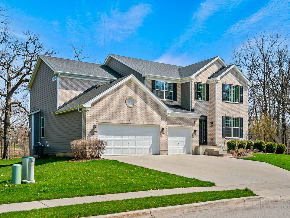 1st image of 1590 Bur Oak Dr