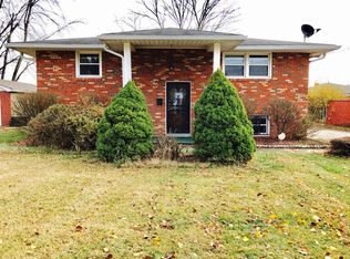 4423 Charlotte Ann Dr, Louisville, KY 40216