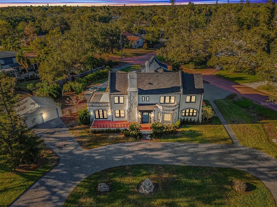 1st image of 1535 Manor Way S