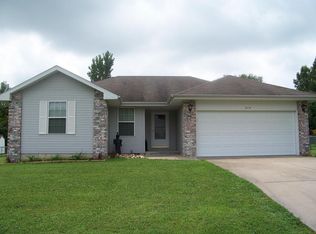 314 McKnight, Clever, MO 65631