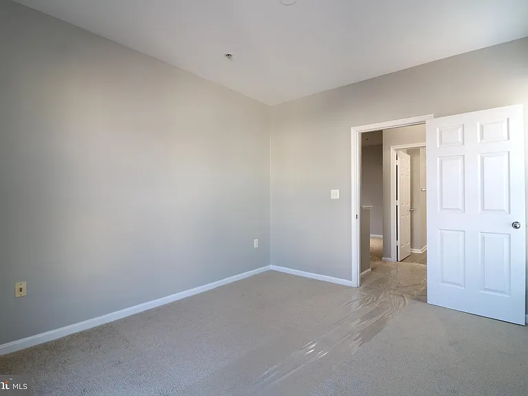 5117 E Travis Edward Way #5117E — Photo 12