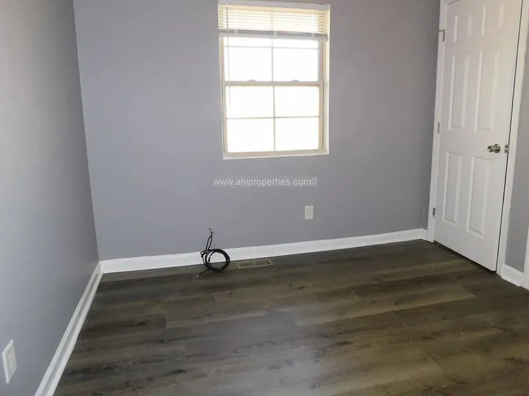 3043 Holiday Dr SW — Photo 13