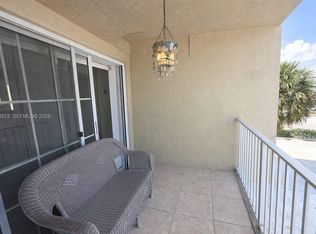 15761 SW 137th Ave APT 202, Miami, FL 33177