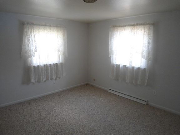 5th image of 4519 W Lewis Dr
