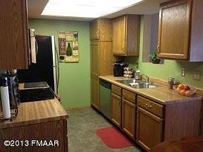 3rd image of 217 18th St E