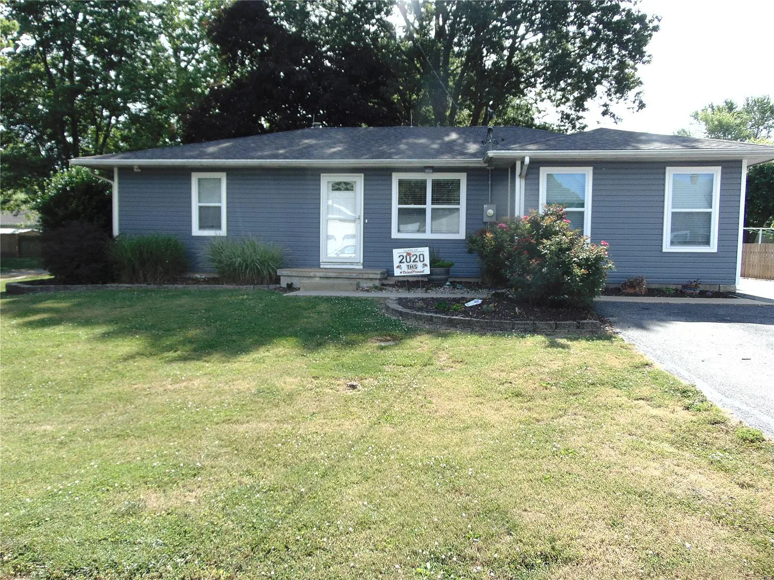 411 N Nebraska St photo 1