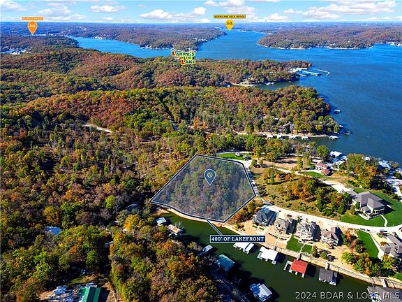 2nd image of River Oaks Ln