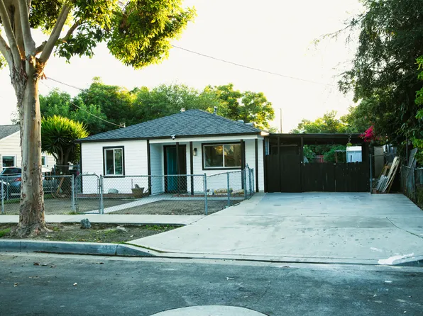 722 N Gunther St, Santa Ana, CA 92703