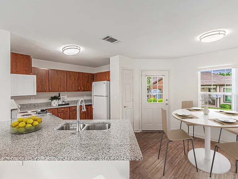 Park Manor Senior Apartments — Photo 18