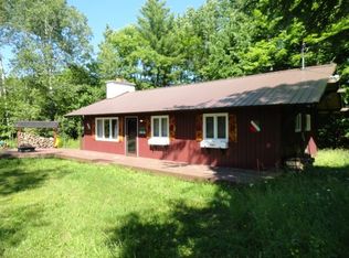 11104 N Creekside Trl, Bessemer, MI 49911