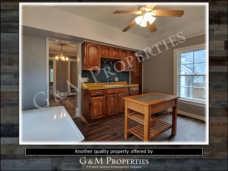 18 Hickory St — Photo 21