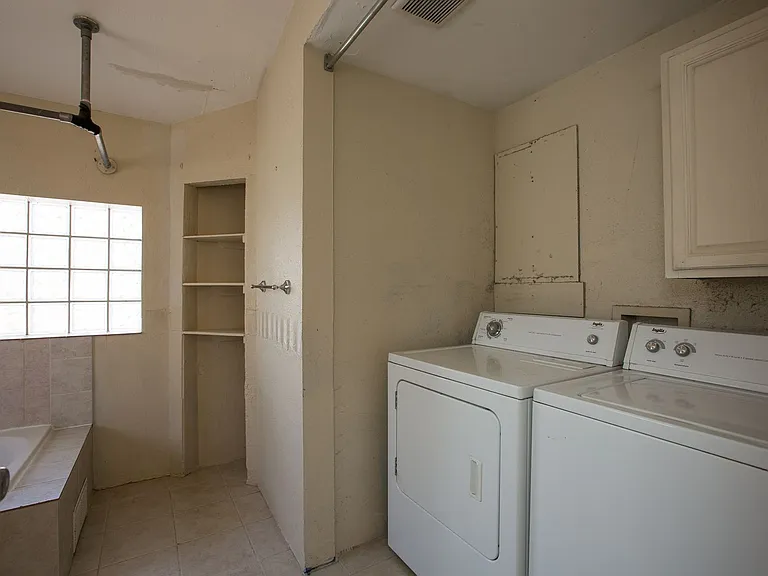312 Cherry St — Photo 20