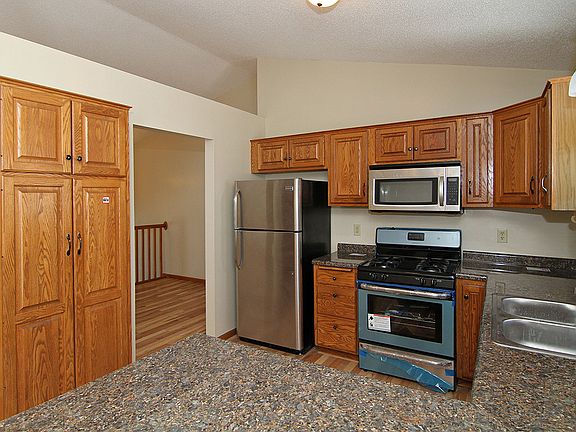 4th image of 8842 Douglas Dr N