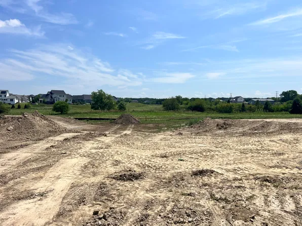 9955 Switch Grass Ln, Saint John, IN 46373