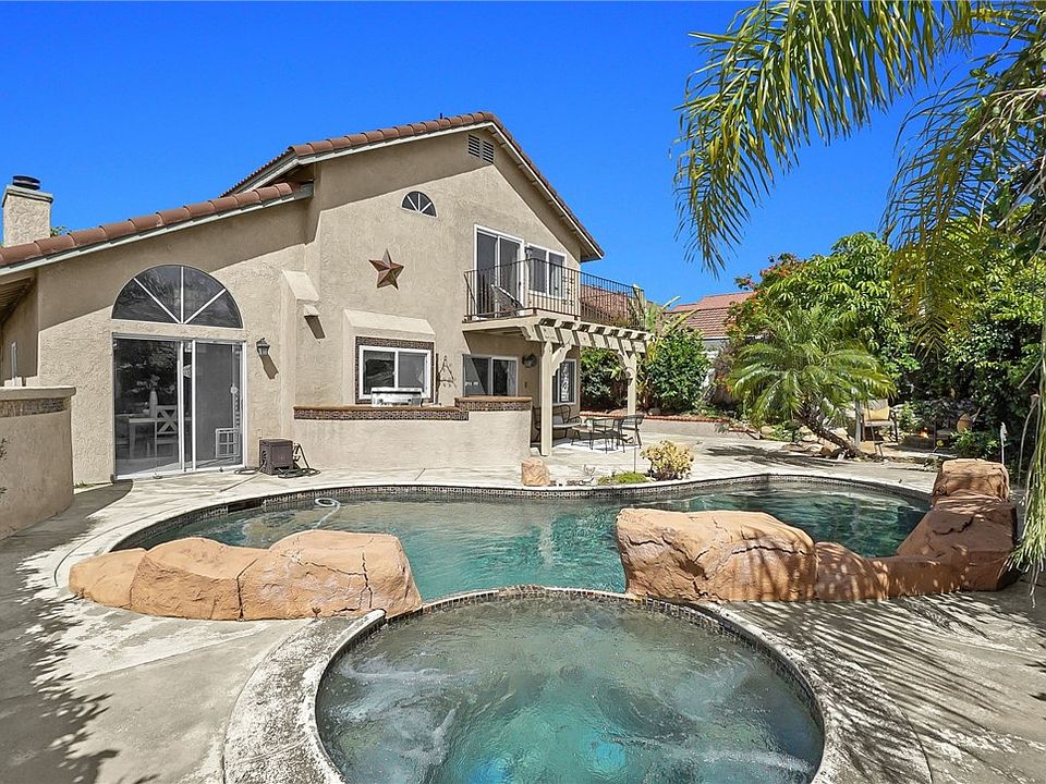 1st image of 3332 Fallenleaf Dr