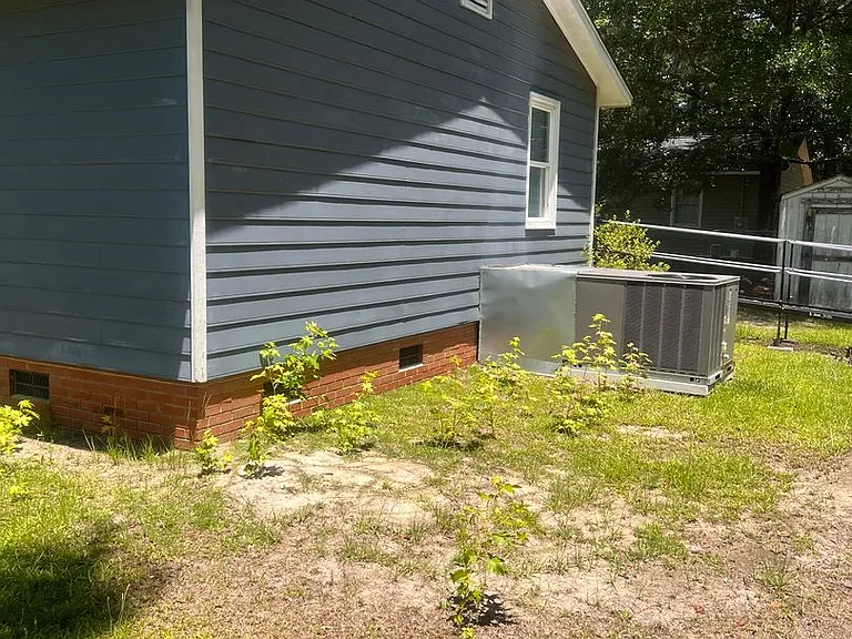 1413 Bobby L Davis Blvd — Photo 4