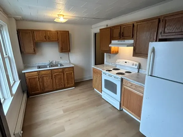 901 E Philadelphia St Rear 1, York, PA 17403