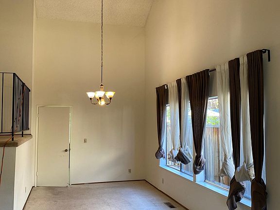 4th image of 311 Keeler Ct