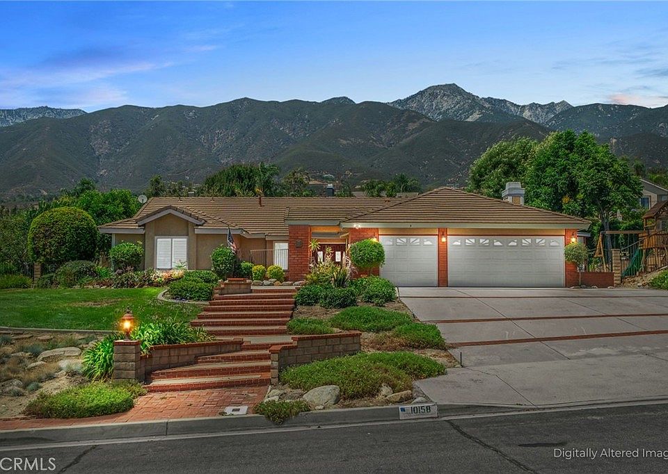 1st image of 10158 Woodridge Dr