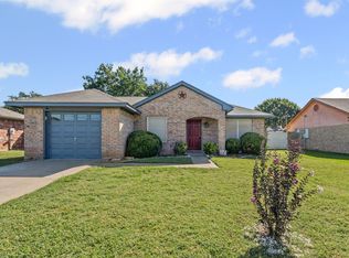 602 McAnear St, Cleburne, TX 76033