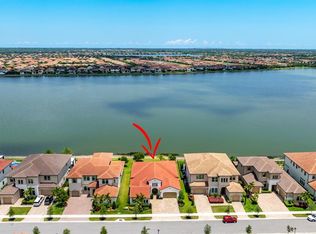 8980 W Parkland Bay Trl, Parkland, FL 33076