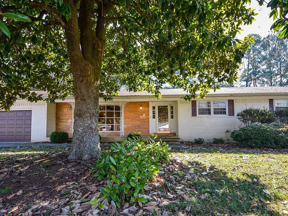 1st image of 3444 Clearwater Dr NE
