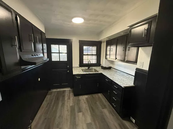 713 Crawford Ave, Duquesne, PA 15110