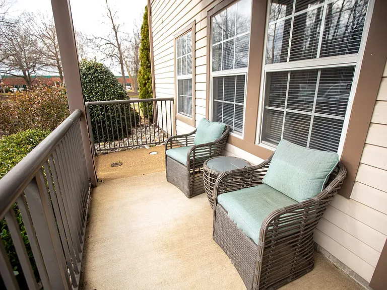 Woodbriar Apartment Homes — Photo 54