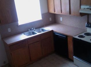 808 NW Summercrest Blvd, Burleson, TX 76028
