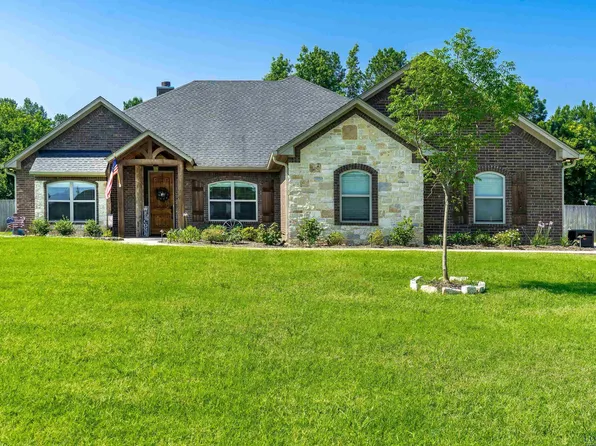 4520 Windsor Park Ln, Kilgore, TX 75662