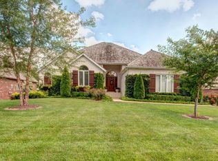 6202 S Meadowview Ave, Ozark, MO 65721