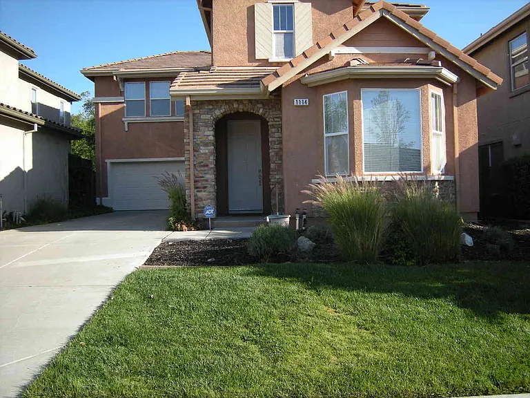 1114 Villaggio Cir — Photo 4