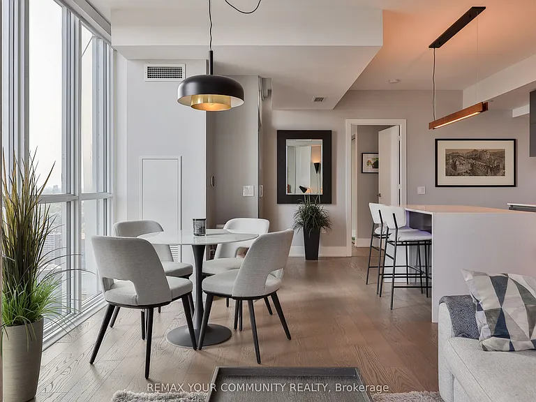 1 Yorkville Ave #4301 — Photo 3
