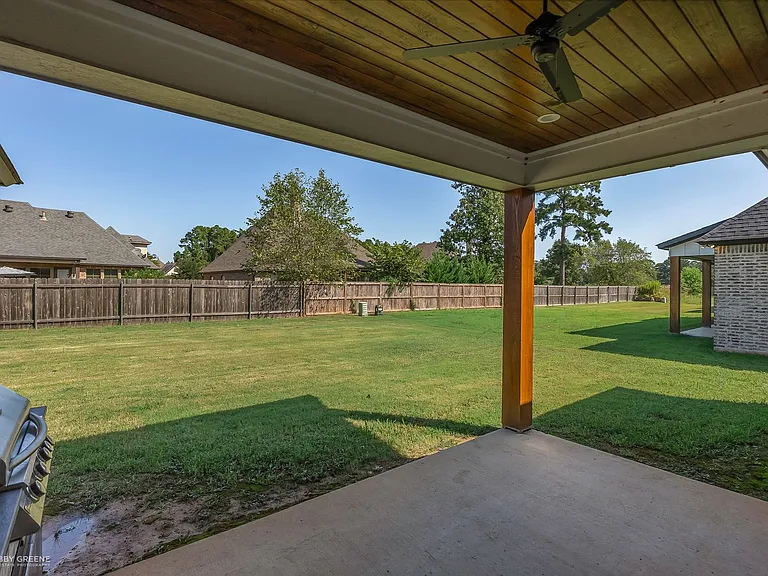 19 Turtle Creek Dr — Photo 34