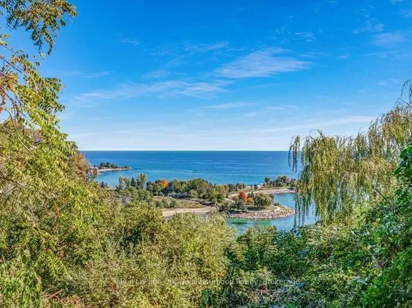 7 Midland Ave, Toronto, ON M1N 3Z5