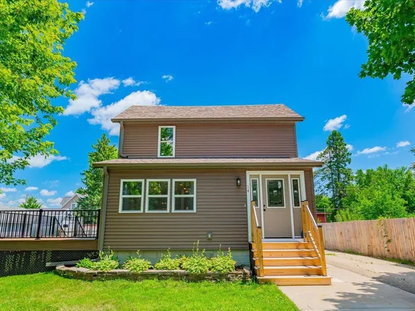 14 North Prairie Avenue, Deerfield, WI 53531
