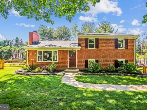 6506 Carroll Highlands Rd, Sykesville, MD 21784