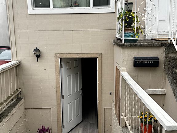 2nd image of 237 Lobos St
