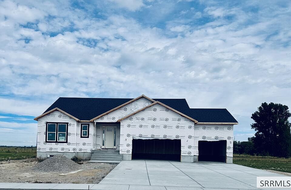 1st image of 3771 E 369 N